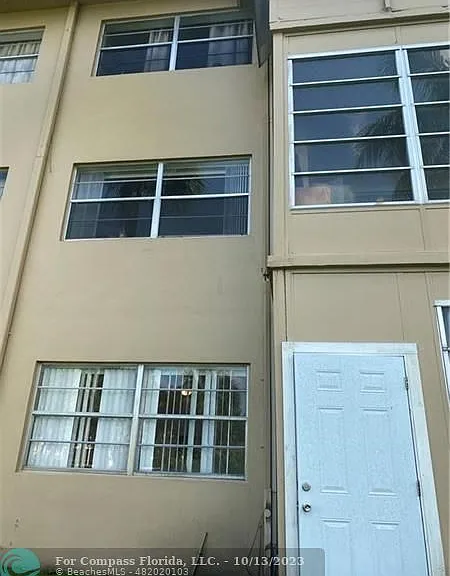 5021 W Oakland Park Blvd #105 — Photo 29