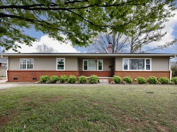 607 Bob Wallace Ave SW