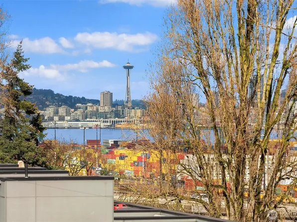 3022 SW Bradford Street #401, Seattle, WA 98126