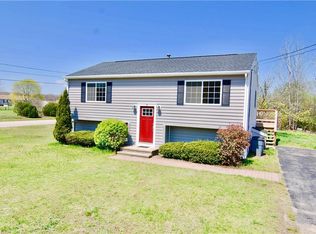 29 Beatrice St, Westerly, RI 02891