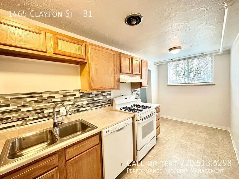 1465 Clayton St #B1 — Photo 4