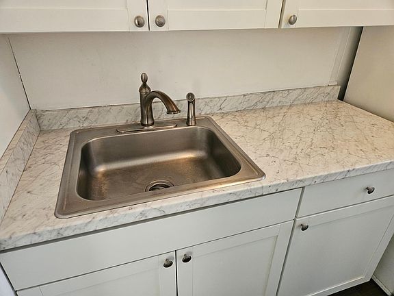 3rd image of 3201 Church St #7