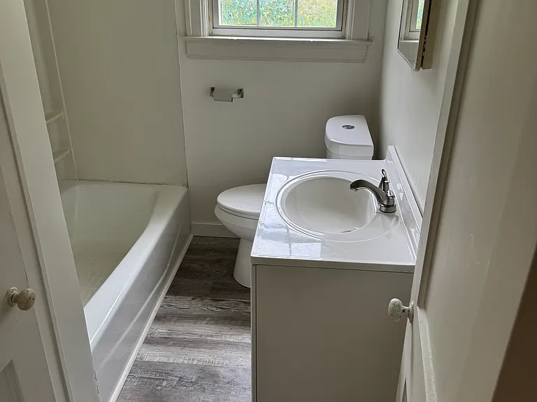 38 Pickett Ct — Photo 3