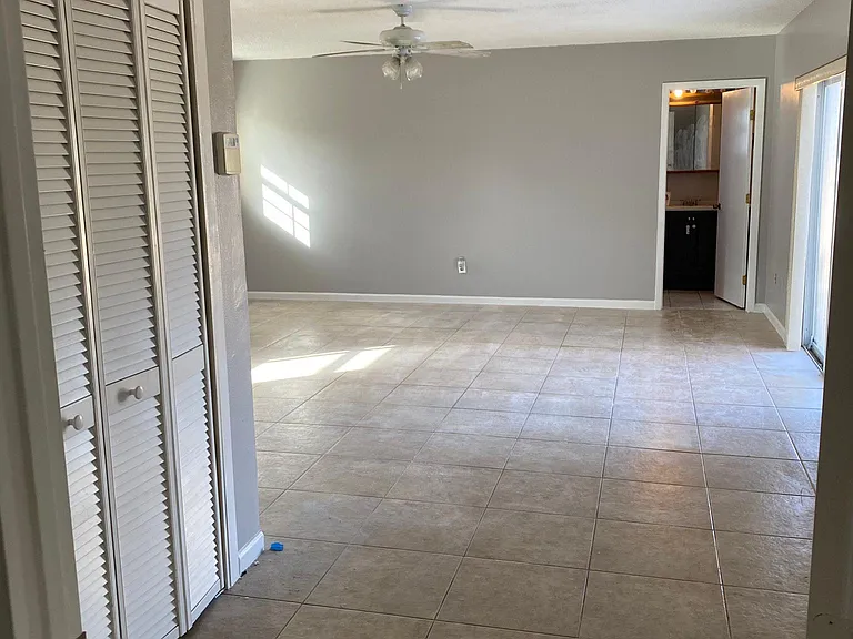 576 Still Meadows Cir W — Photo 11