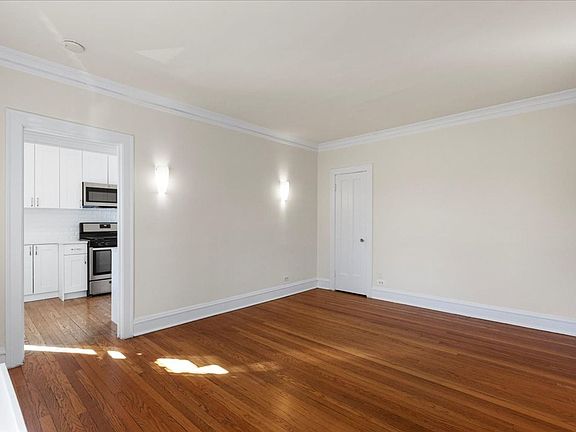 4th image of 1731 W Thorndale Ave #2A