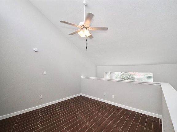 4th image of 1600 West Ave APT 24