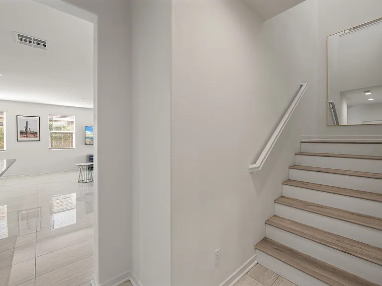 50105 Rocamora St — Photo 13