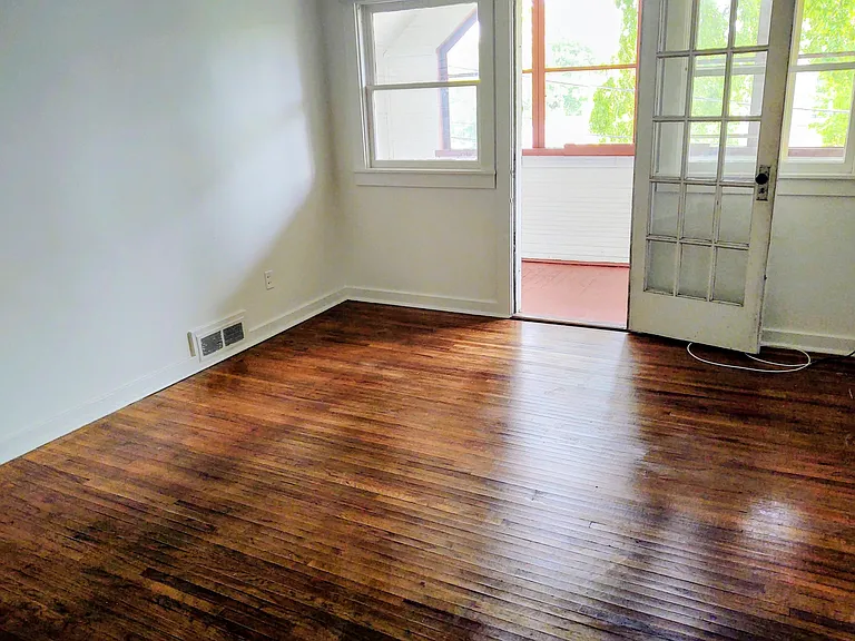 402 Vine St #1/2 — Photo 12