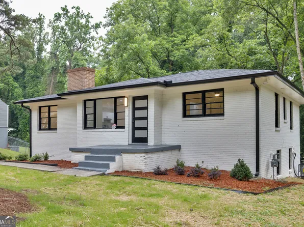 450 Collier Ridge Dr NW, Atlanta, GA 30318