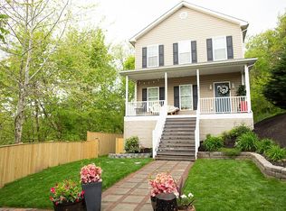 49 W I St, Brunswick, MD 21716