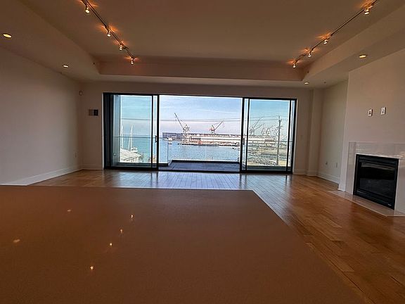 3rd image of 550 18th St APT 409