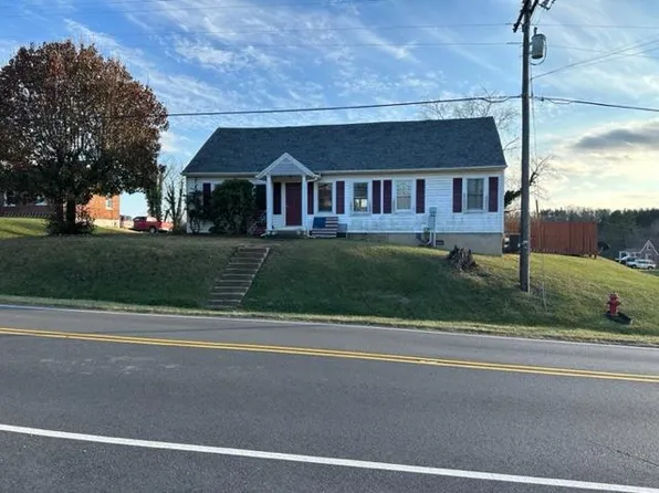 320 W Main St, Independence, VA 24348