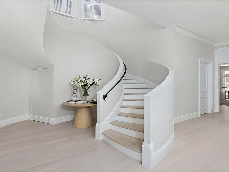2315 S Ocean Blvd — Photo 18