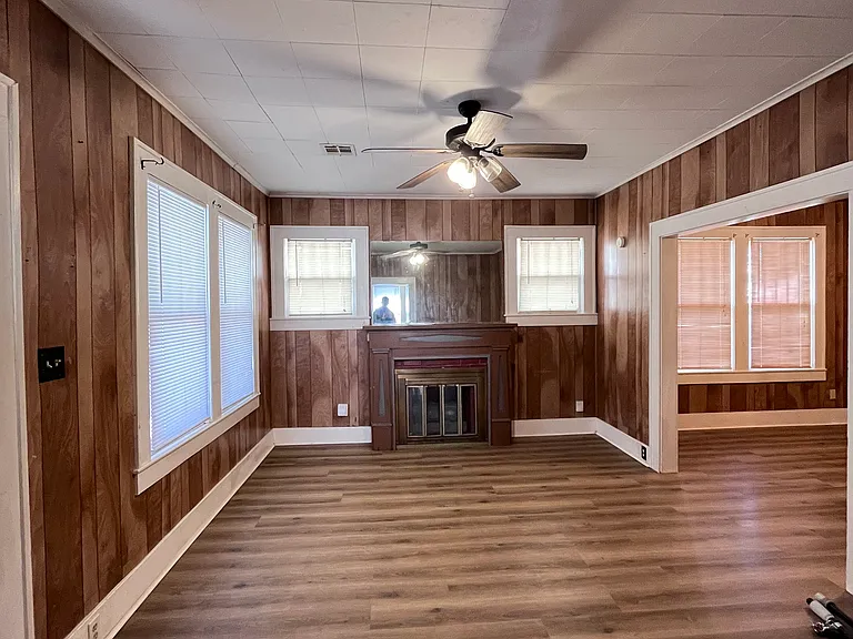 800 Clifton Ct — Photo 6