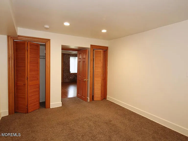 29 4th Ave #1 — Photo 11
