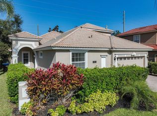 1077 Lascala Dr, Windermere, FL 34786