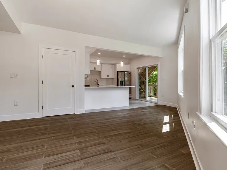 82 Ballou Ave #3 — Photo 18