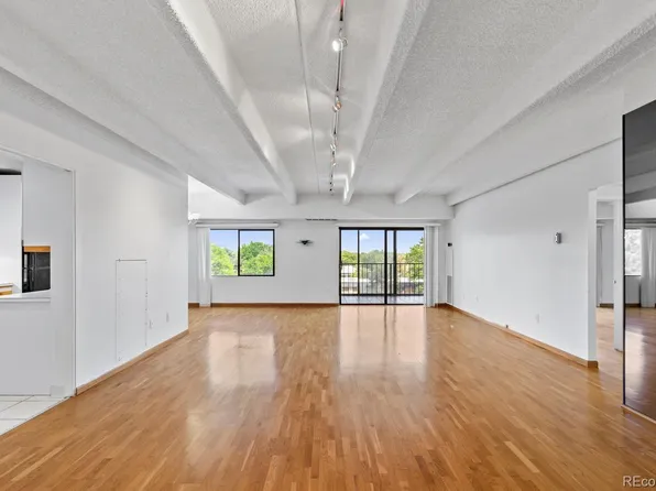 7877 E Mississippi Avenue #402, Denver, CO 80247