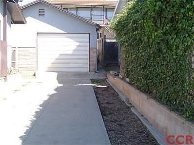 2nd image of 2780 Greenwood Ave