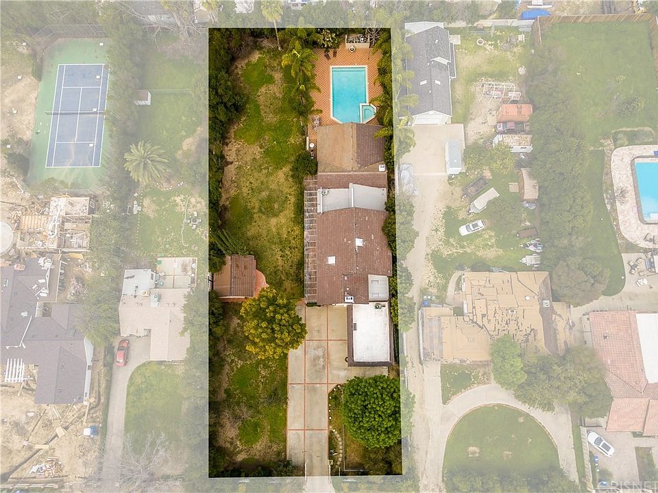 1st image of 22835 Califa St