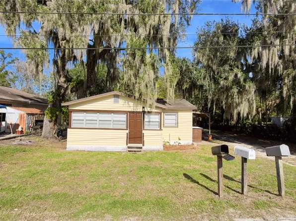 2565 4th St, Mulberry, FL 33860