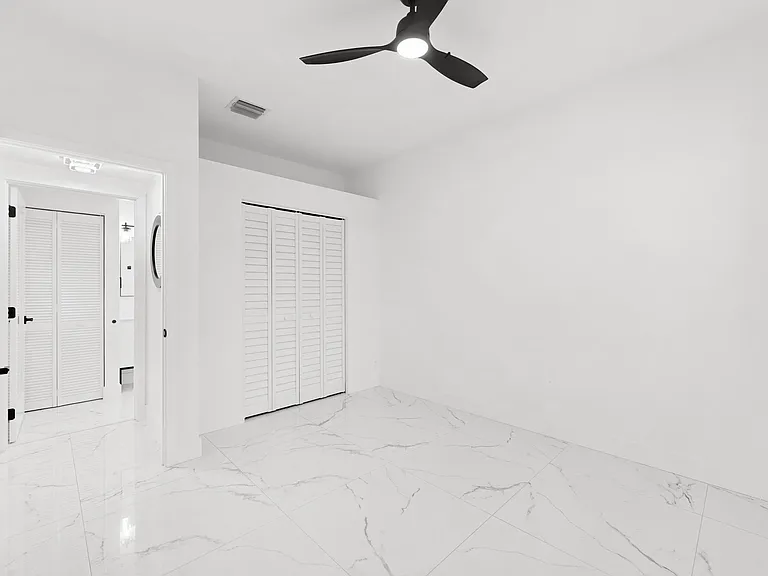 1209 Olympic Cir — Photo 28