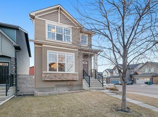 53 Sage Bank Line NW, Calgary, AB T3R 0K1