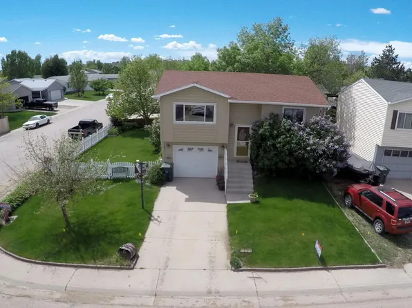 2002 S Gillette Ave, Gillette, WY 82718