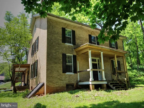 3935 Flat Rock Rd, Quicksburg, VA 22847