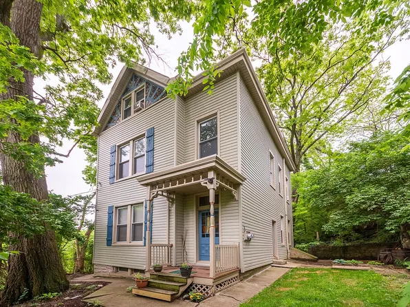 2897 Marshall Ave, Cincinnati, OH 45220