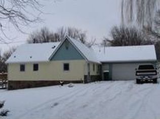 17451 Deer Hills Dr, Sioux City, IA 51109