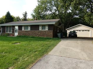 11404 W Bobolink Ave, Milwaukee, WI 53225