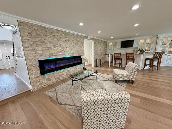 2nd image of 31923 Watergate Ct
