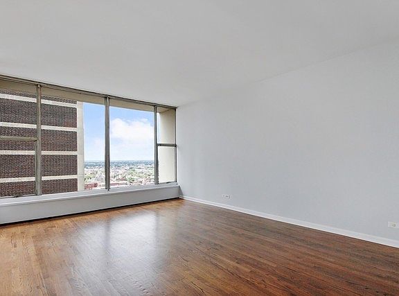 4th image of 3200 N Lake Shore Dr APT 2303
