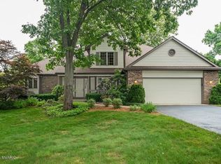 7915 Deerpath Rd, Kalamazoo, MI 49009