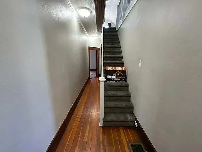 850 23rd St — Photo 18