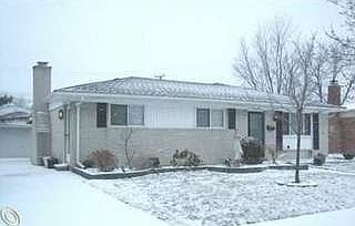2nd image of 31601 Kenwood Ave