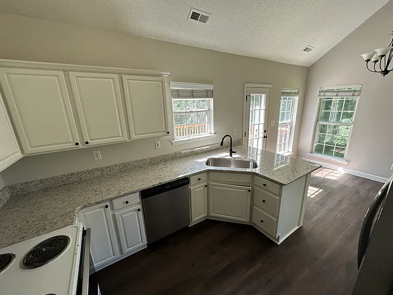 85 McIntosh Estates Dr — Photo 34