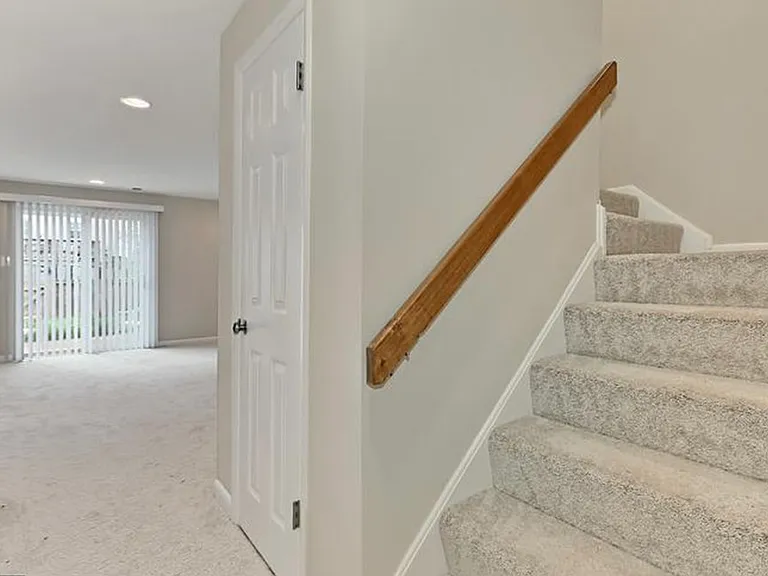 3032 White Birch Ct — Photo 2
