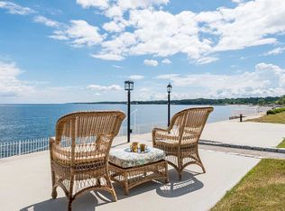 1 A Eastland Dr, Glen Cove, NY 11542