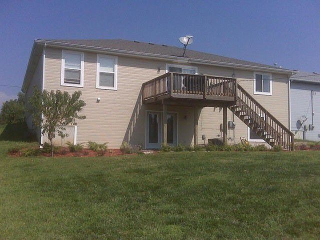 2nd image of 705 6th St