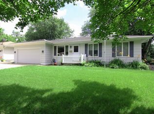 2925 26th Ave, Marion, IA 52302