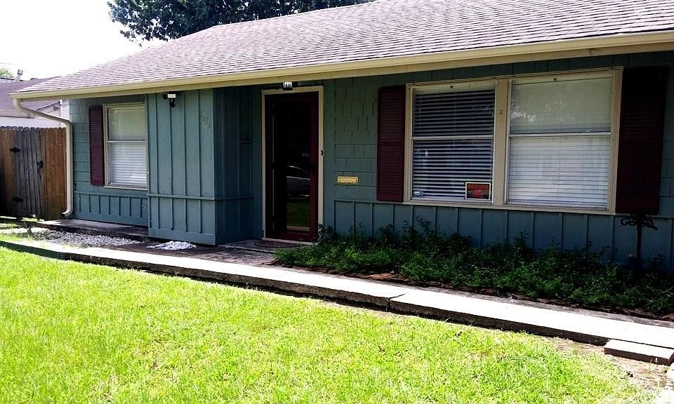 1st image of 1131 Du Barry Ln
