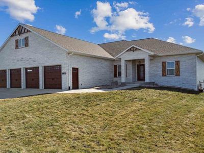 3975 Hendricks Ln, Solon, IA, 52333