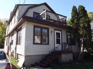 891 Howard St, Green Bay, WI 54303