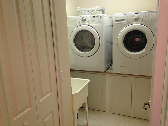 4th image of 3964 Pomodoro Cir Unit 202