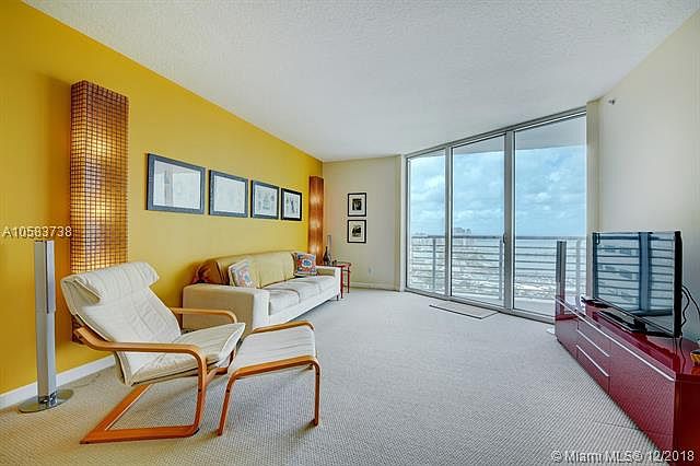 1st image of 325 Biscayne Blvd APT 4218