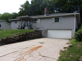 514 N 14th St, Tekamah, NE 68061