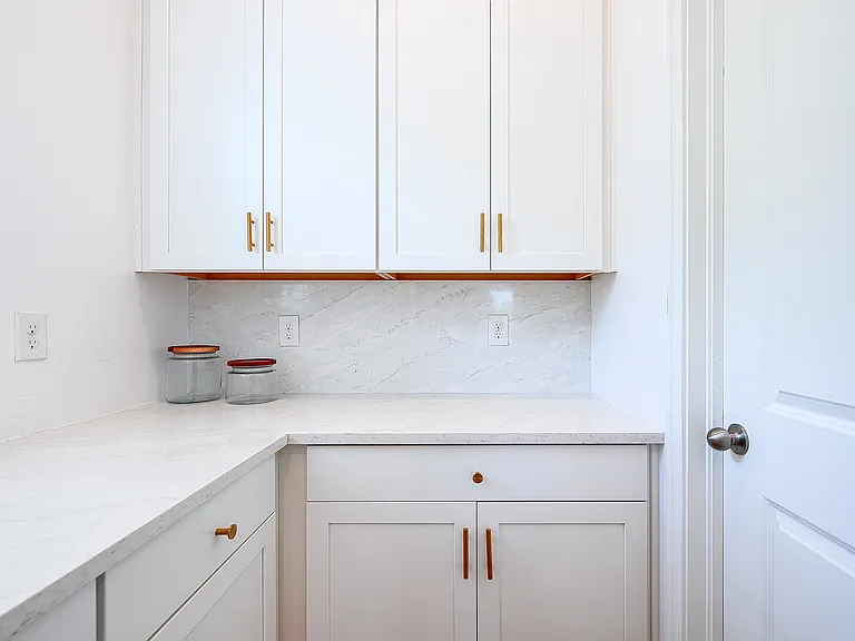 3633 Pilot Cir — Photo 12