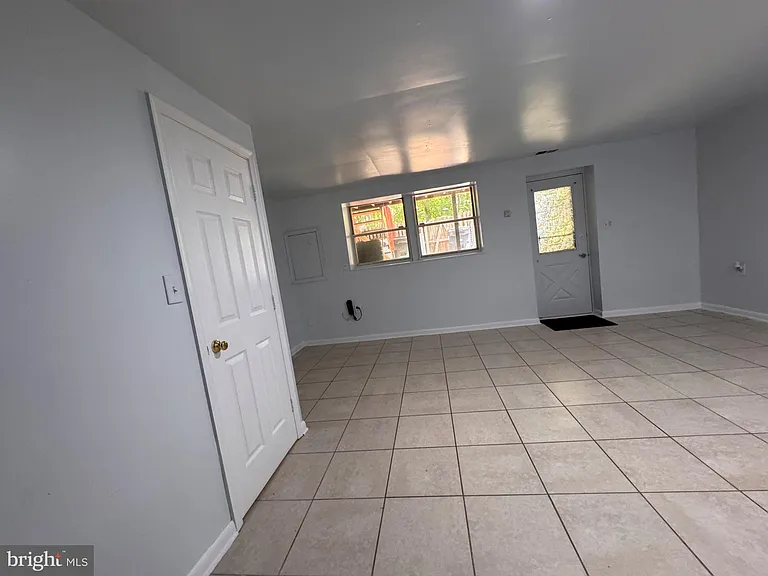 6917 Villa Del Rey Ct — Photo 19